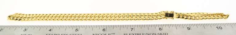 Showy 10kt Yellow Gold Curb Chain Necklace