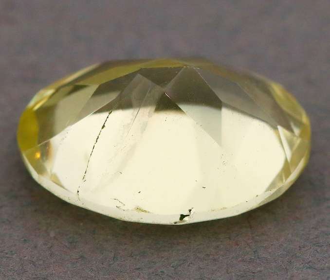 Stunning 8.99ct oval cut Citrine center stone