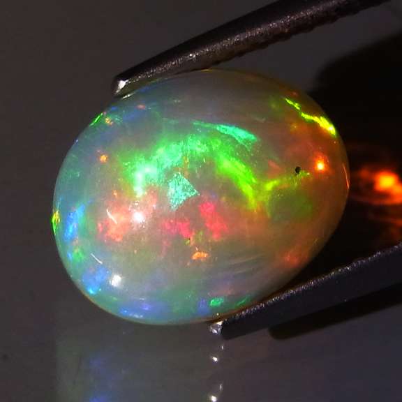 Ravishing 2.63ct unheated Welo Jelly Opal
