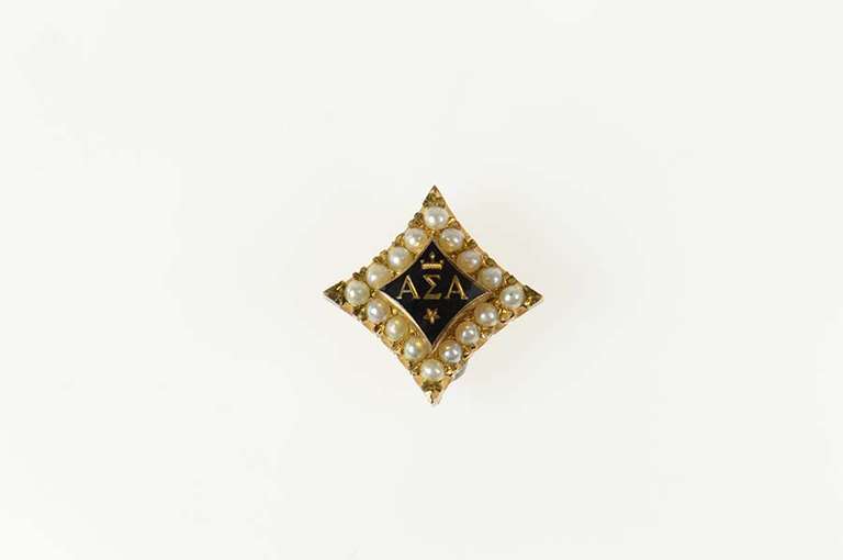 10K Yellow Gold Alpha Sigma Alpha Seed Pearl Enamel Lapel Pin/Brooch