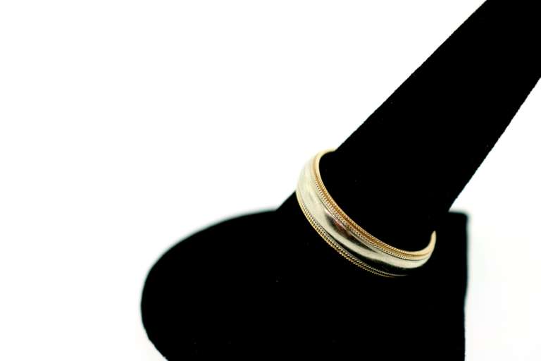 MENS 14 KT WHITE GOLD WEDDING BAND