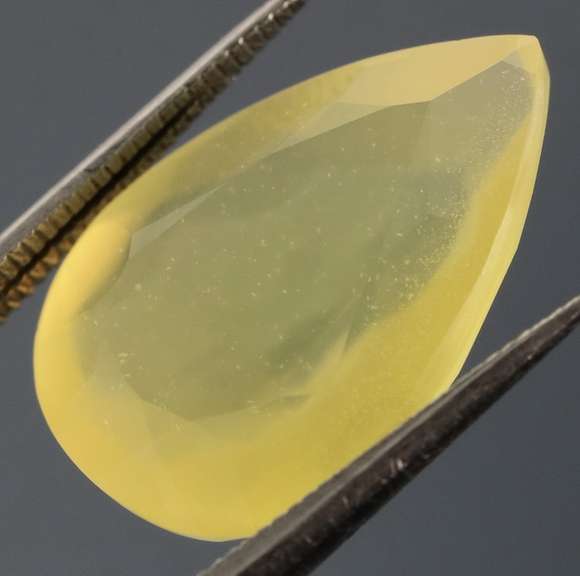 Glistening 5.49ct natural golden Fire Opal