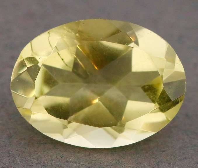 Stunning 8.99ct oval cut Citrine center stone