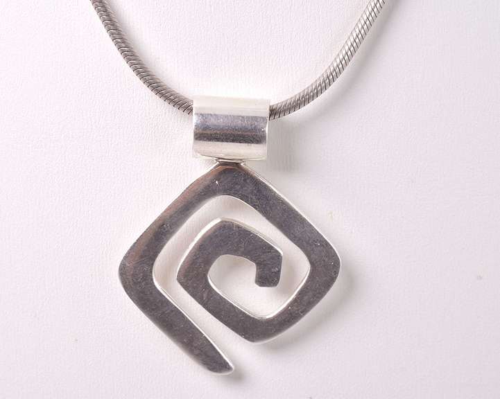 Sterling Silver Spiral Necklace.