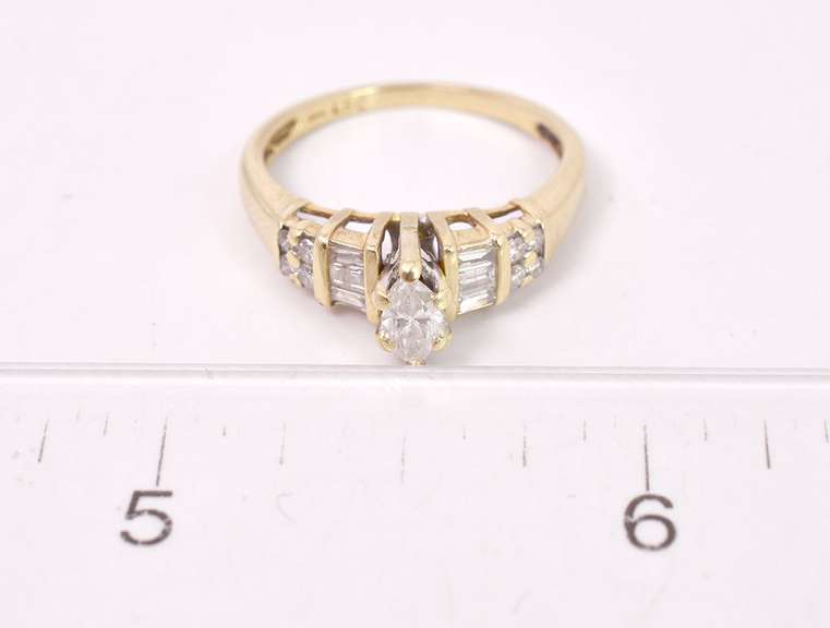 Amazing Approx. 0.65CTW Diamond Ring in 14K Yellow Gold