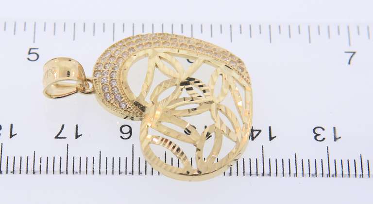 Nice Yellow Gold Heart Shaped Pendant