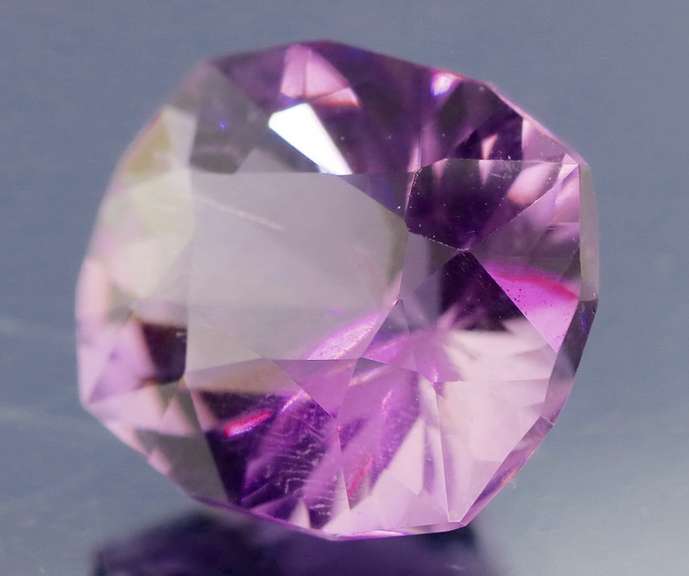 Superb 6.34ct Portuguese cushion cut Bolivian Amethyst