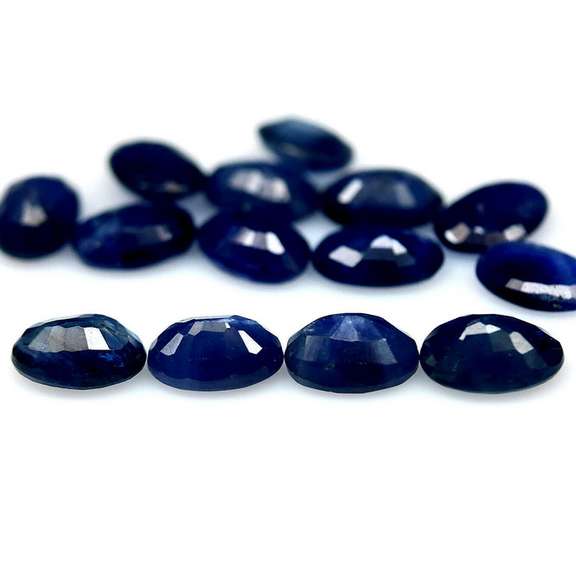 Heated only! 8.68ct Royal blue Sapphire set from Madagascar