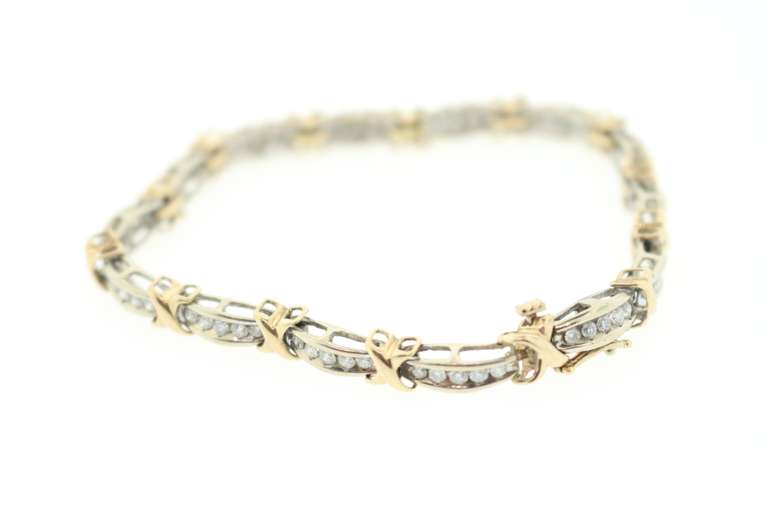 Ladies XOXO Diamond Bracelet