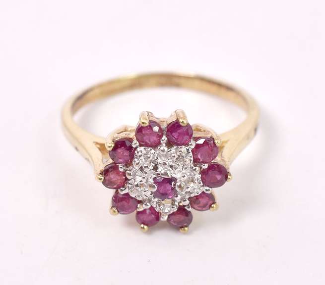 Ravishing Ruby and Diamond Ring in Yellow Gold