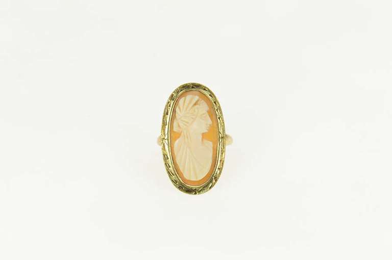 10K Yellow Gold Victorian Etched Carved Cameo Statement Ring