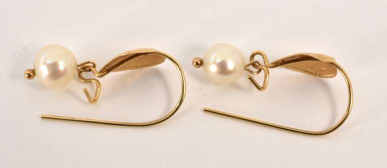 Cute Dangling Pearl Earrings