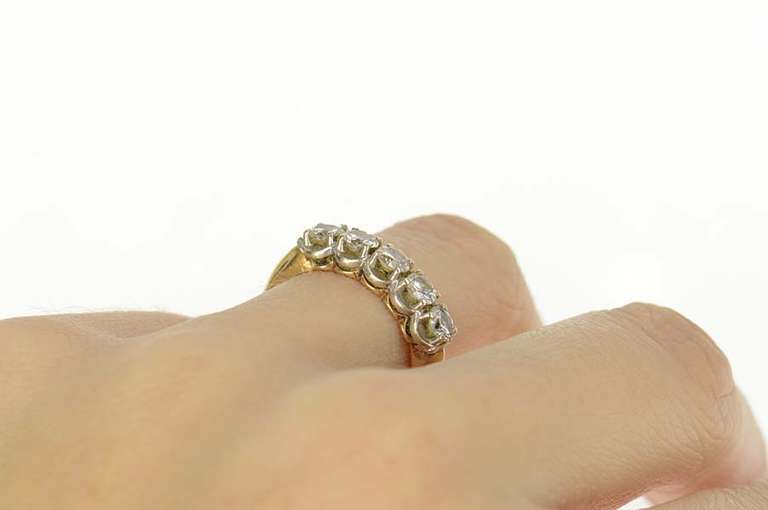 14K Yellow Gold 1.00 Ctw Five Stone Classic Diamond Wedding Ring