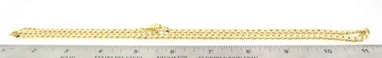 Eccentric 10kt Yellow Gold Curb Chain Necklace