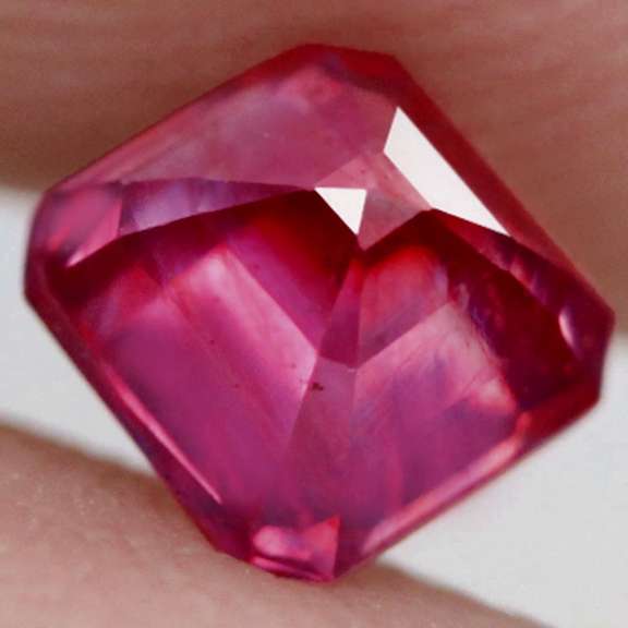 Amazing 1.73ct reddish pink emerald cut Ruby