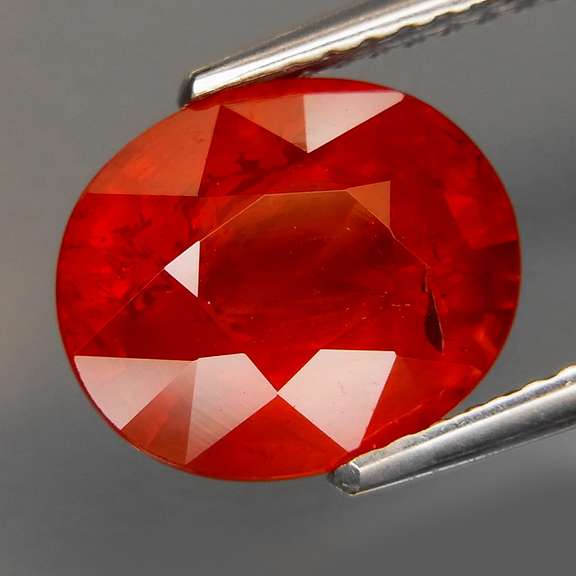 Fiery 4.17ct top red orange Spessartite Garnet