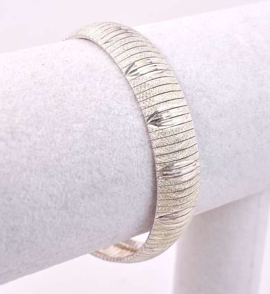 Brilliant Ladies Bracelet in Sterling Silver