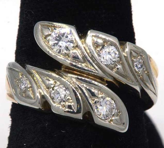 14KT Gold Cute Diamond Ring