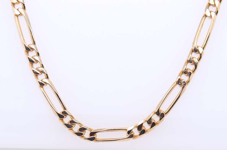 Elegant Yellow Gold Figaro Chain