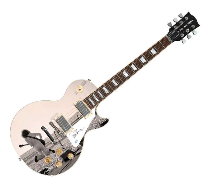 Peter Frampton Autographed Live On Stage Vintage Photo Guitar ACOA