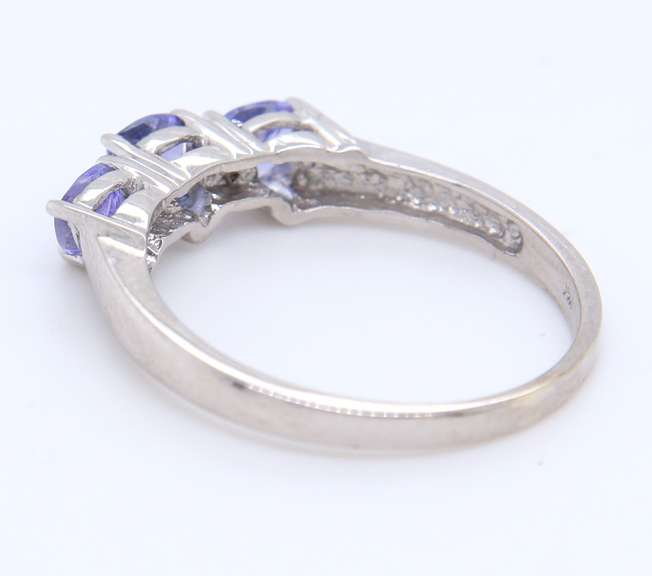 Fabulous White Gold Trilliant Cut Tanzanite 3 Stone Ring