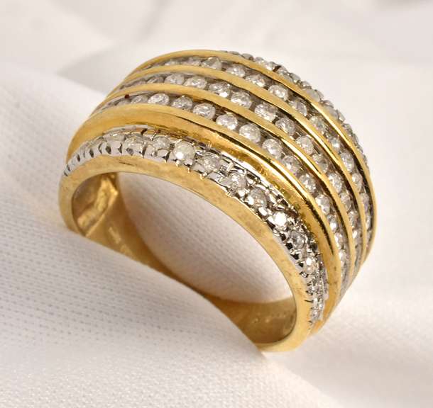 Fashionable 5 Rows of Diamonds Ring