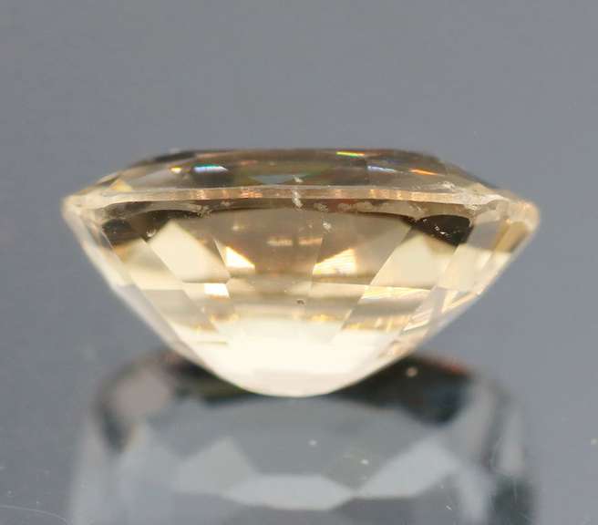 Striking 4.70ct high fire champagne Beryl