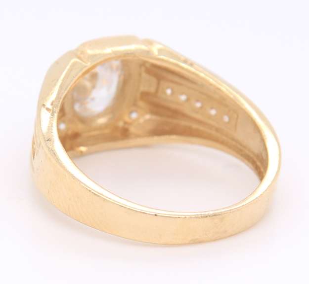 Men's Oval Shaped CZ Ring in Yellow Gold