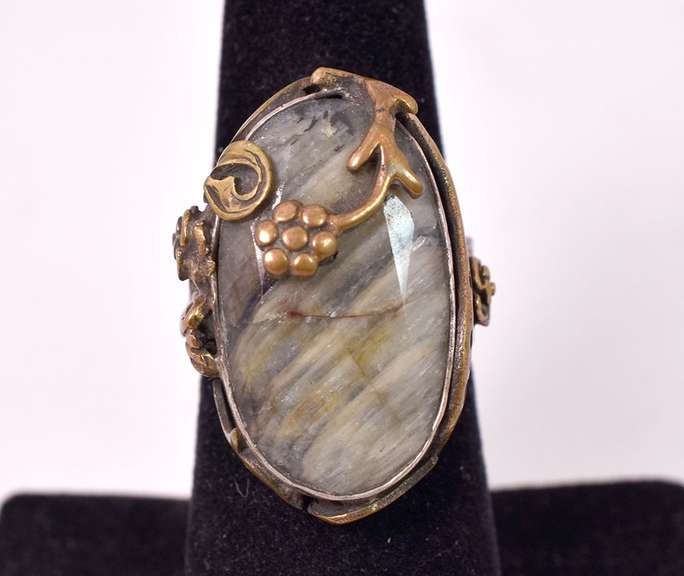 Gorgeous Rare 12.97CTS Natural Green Sapphire Ring in Gold Plated Sterling Silver