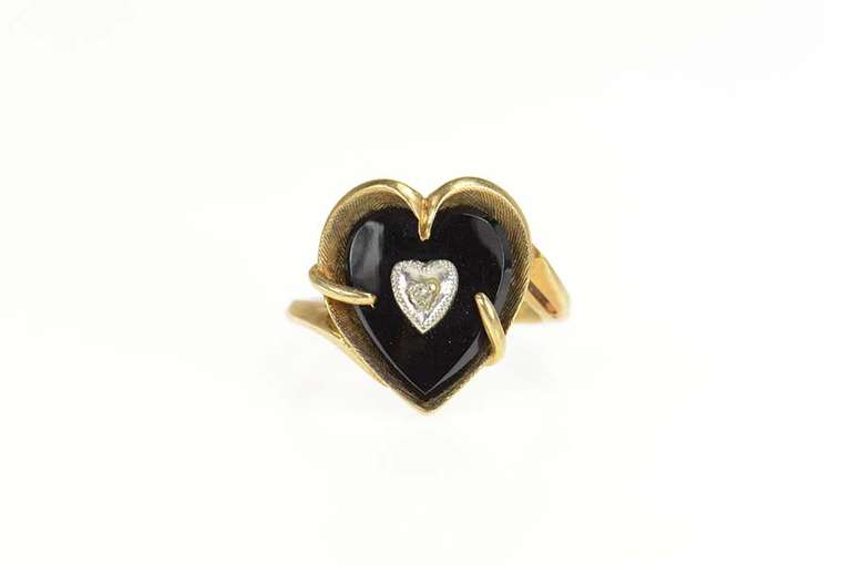 10K Yellow Gold Retro Black Onyx Heart Diamond Love Bypass Ring