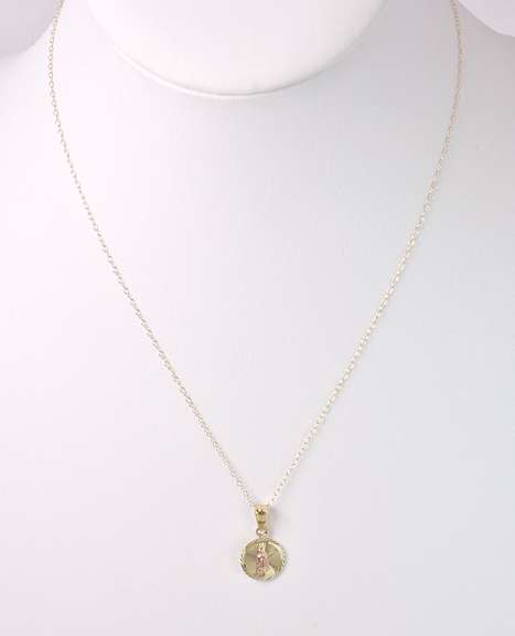 Ravishing Religious Pendant in 14K Yellow Gold