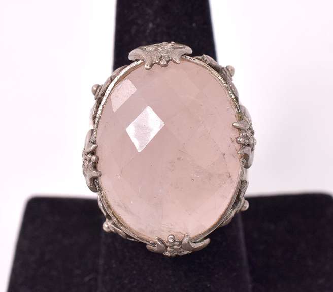 Ravishing 11.78CTS Rose Quartz Ring in Sterling Silver