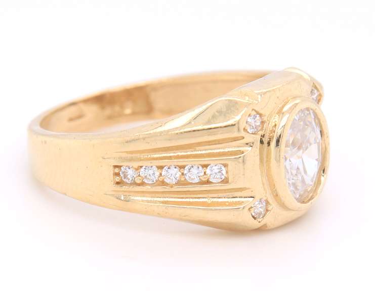 Men's Oval Shaped CZ Ring in Yellow Gold