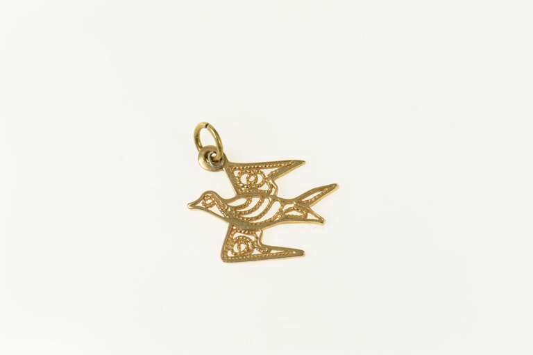 14K Yellow Gold Ornate Filigree Sparrow Freedom Symbol Charm/Pendant