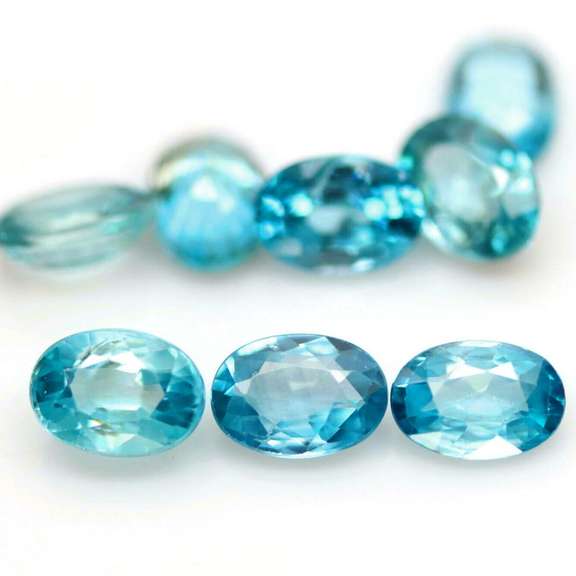 Brilliant 10.19ct Swiss blue Zircon set