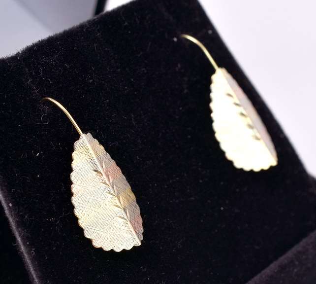 Lavish Leaf Earrings in 14K Tri-Color Gold