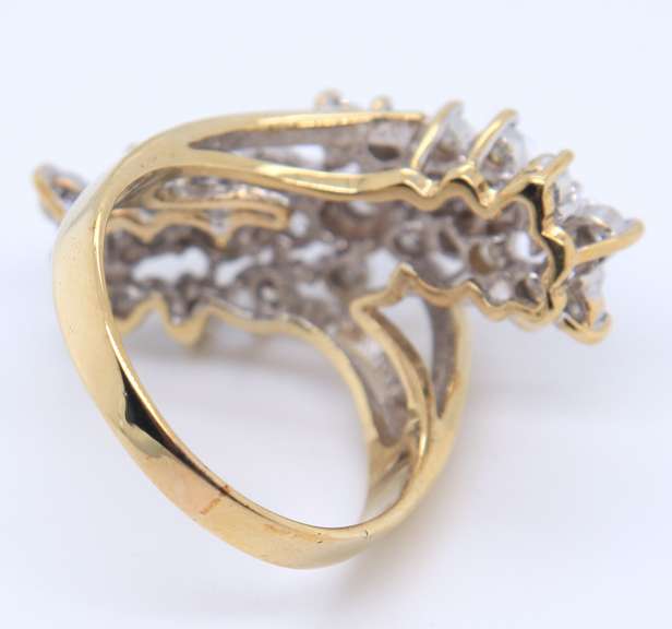 Powerful Yellow Gold Round Cut Diamond Waterfall Ring
