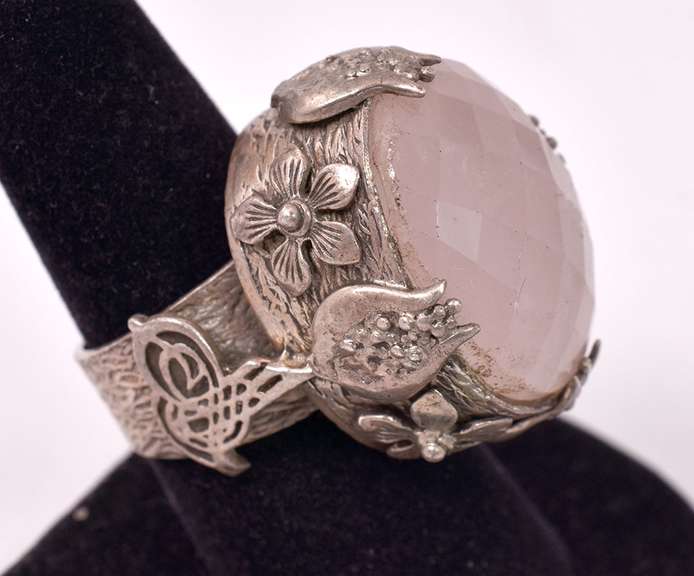 Ravishing 11.78CTS Rose Quartz Ring in Sterling Silver