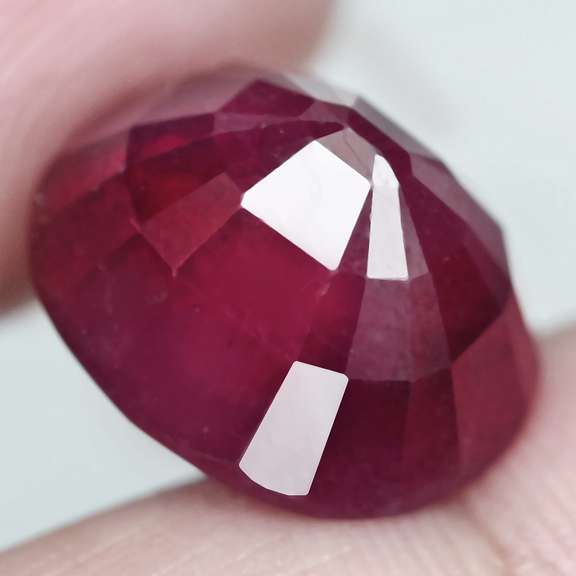 Sumptuous 14.11ct top blood red Ruby