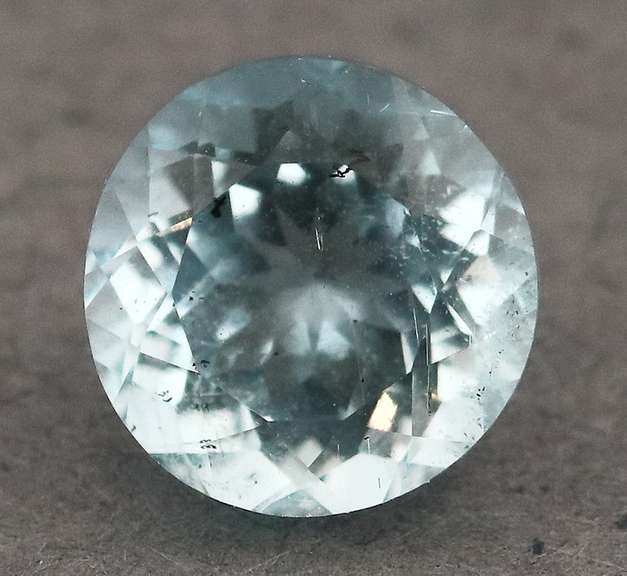 High fire 1.57ct platinum blue Aquamarine solitaire