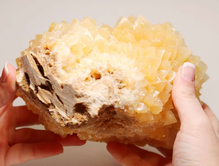 Outstanding 14,288ct Calcite Quartz cluster