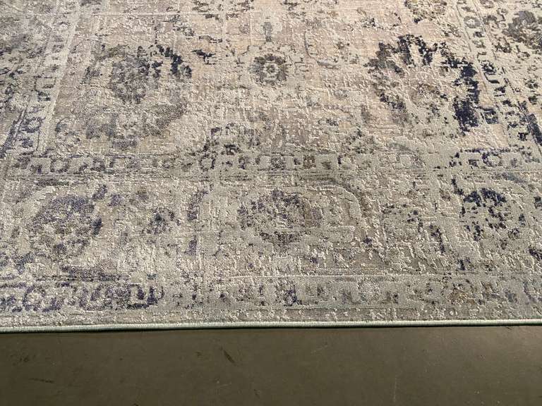 LOVELY VINTAGE REPRO DESIGN RUG 6x8