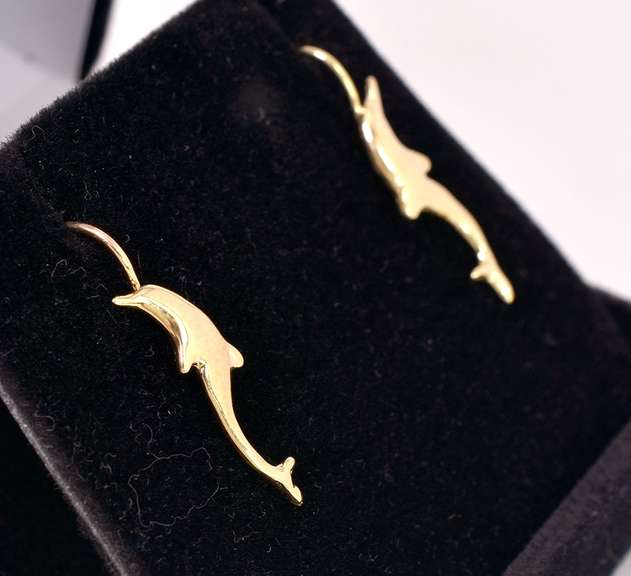 Dazzling Doldphin Earrings in 14K Yellow Gold