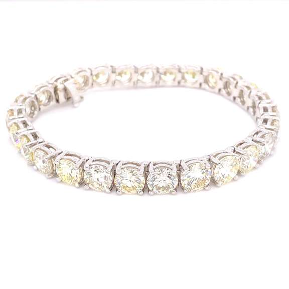 Elegant +30ctw Diamond Platinum Bracelet