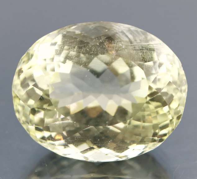 Remarkable 39.43ct high fire platinum blonde Kunzite