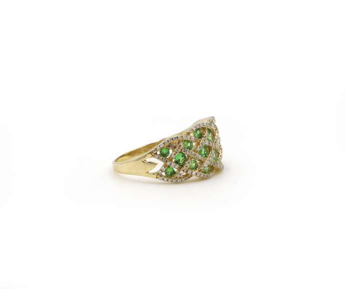 Radiant 1.50ct Tsavorite and Diamond Ring in 14K
