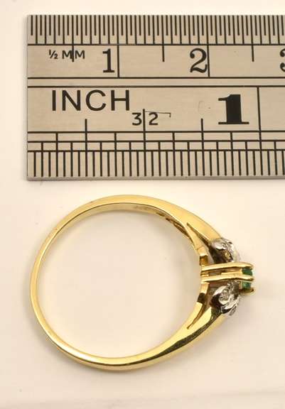 Sweet Feminine Emerald Ring