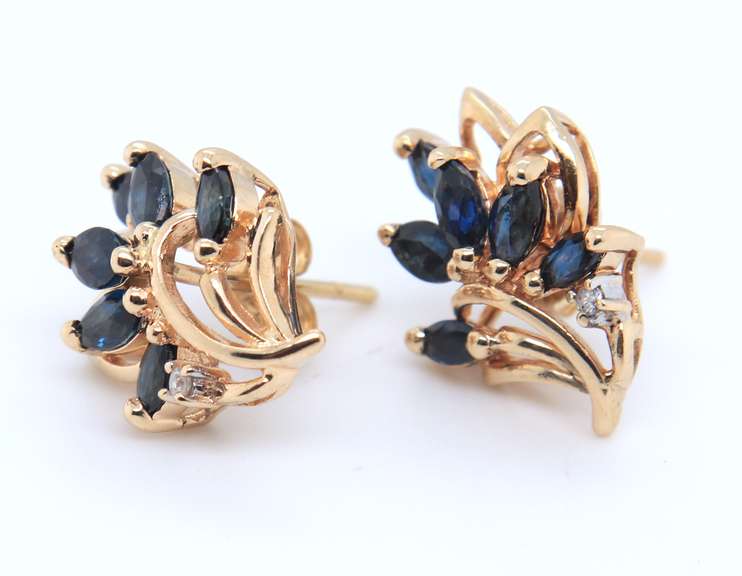 Elegant Yellow Gold Sapphire and Diamond Flower Earrings