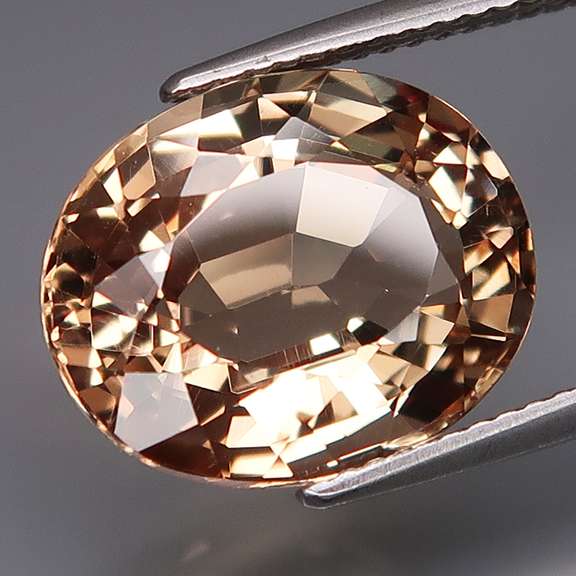 Brilliant! 9.34ct champagne Imperial Topaz