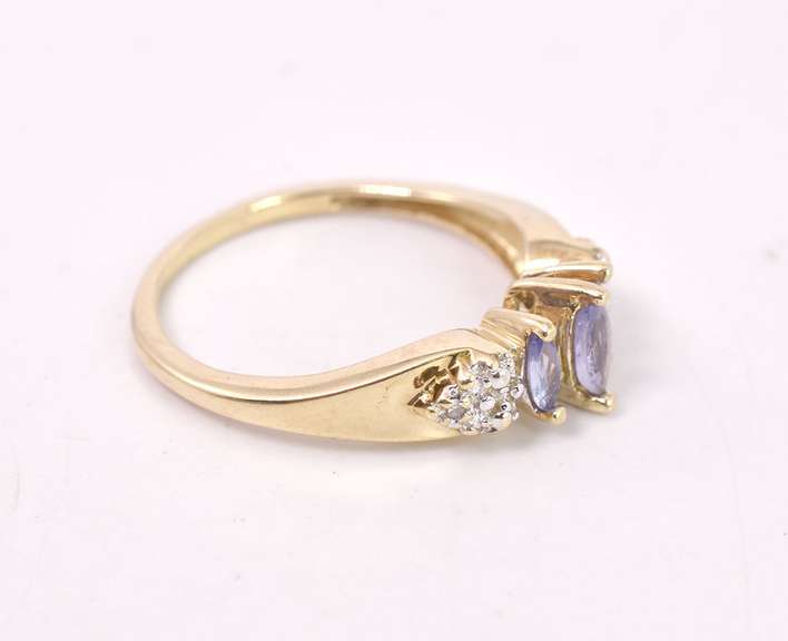 Dainty Purple Gemstone Ring in Yellow Gold